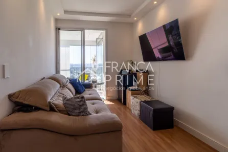 Apartamento com 3 Quartos para alugar, 69m² no Vila Anastácio, São Paulo
