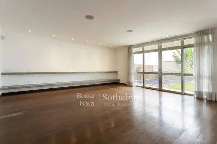 Casa com 5 Quartos à venda, 600m² no Vila Nova Conceição, São Paulo
