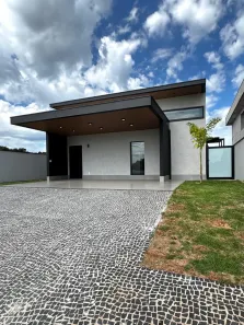 Casa de Condomínio com 3 Quartos à venda, 165m² no Jardim São João, Araras