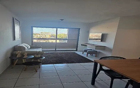 Apartamento com 2 Quartos para alugar, 57m² no Candelária, Natal