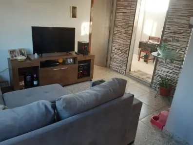 Casa com 4 Quartos à venda, 250m² no Parque Turistas, Contagem