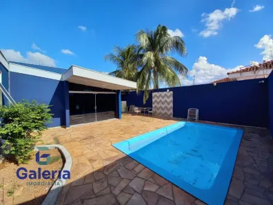 Casa com 4 Quartos para alugar, 325m² no Jardim Irajá, Ribeirão Preto