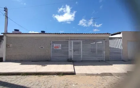 Casa com 4 Quartos à venda, 170m² no Pitimbu, Natal