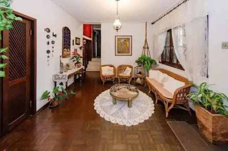 Casa com 4 Quartos à venda, 260m² no Sion, Belo Horizonte