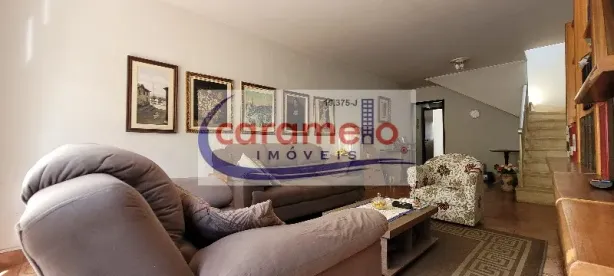 Sobrado com 3 Quartos à venda, 188m² no Parque Maria Domitila, São Paulo