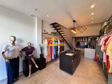 Ponto Comercial para alugar, 68m² no Centro, Divinópolis