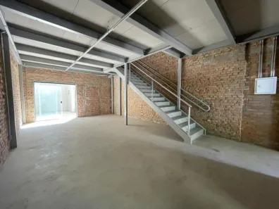Imóvel Comercial com 2 Quartos para venda ou aluguel, 160m² no Pinheiros, São Paulo