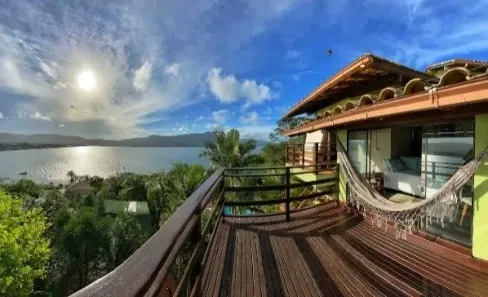 Imóvel Comercial com 10 Quartos à venda, 1000m² no Barra da Lagoa, Florianópolis