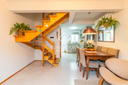 Casa de Condomínio com 2 Quartos à venda, 56m² no Ponta Grossa, Porto Alegre