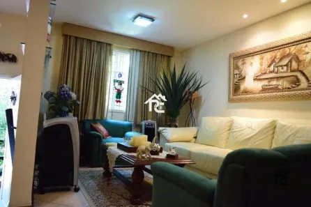 Casa de Condomínio com 3 Quartos à venda, 600m² no Badu, Niterói