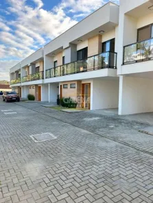 Casa de Condomínio com 3 Quartos à venda, 111m² no Glória, Joinville
