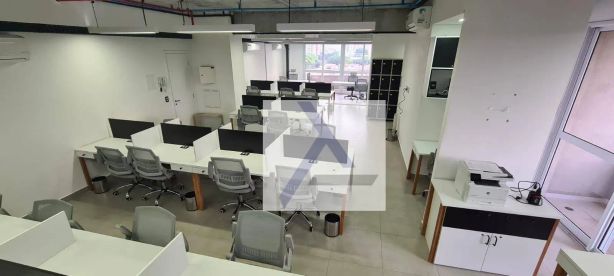 Sala Comercial à venda, 123m² no Chácara Santo Antônio (Zona Sul), São Paulo