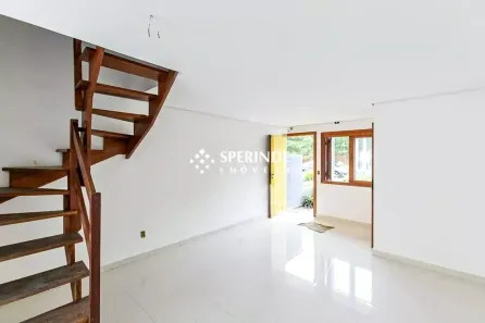 Casa com 3 Quartos para alugar, 150m² no Guarujá, Porto Alegre