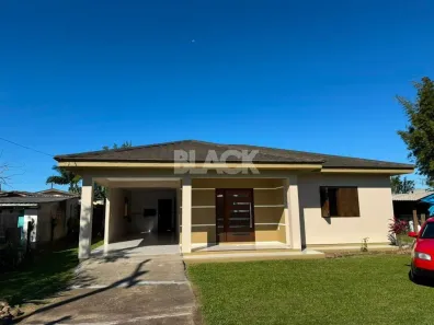 Casa com 3 Quartos à venda, 134m² no Torres, Torres