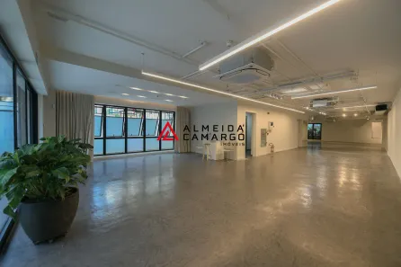 Imóvel Comercial para alugar, 1055m² no Jardim Europa, São Paulo
