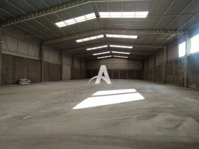 Galpão/Depósito/Armazém para alugar, 1100m² no Distrito Industrial, Uberlândia