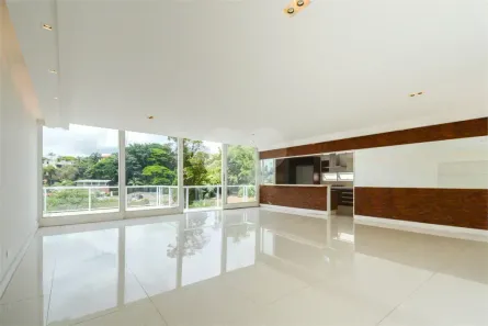 Casa com 3 Quartos à venda, 350m² no Pacaembu, São Paulo
