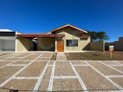 Casa com 3 Quartos à venda, 190m² no Jardim das Tulipas, Holambra