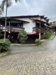 Casa de Condomínio com 3 Quartos à venda, 270m² no Piratininga, Niterói