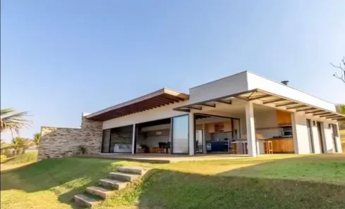 Casa com 3 Quartos à venda, 279m² no Delfinópolis, Delfinópolis