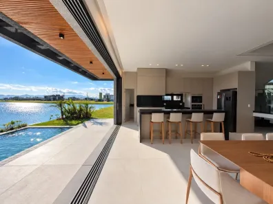 Casa de Condomínio com 5 Quartos à venda, 246m² no XANGRI-LÁ, Xangri-lá