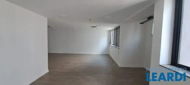 Ponto Comercial à venda, 79m² no Vila Buarque, São Paulo