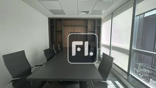 Sala Comercial à venda, 106m² no Vila Olímpia, São Paulo