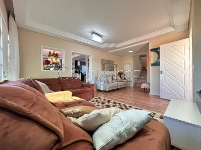 Casa com 3 Quartos à venda, 432m² no Rebouças, Curitiba