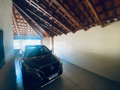 Casa com 3 Quartos à venda, 170m² no Osvaldo Rezende, Uberlândia