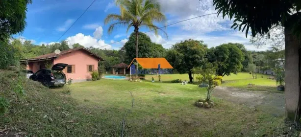 Fazenda/Sítio com 3 Quartos à venda, 200m² no Bonanza, Santa Luzia