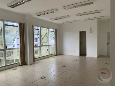 Sala Comercial à venda, 100m² no Centro, Florianópolis
