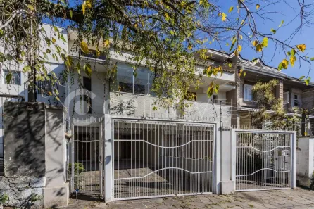 Casa com 3 Quartos à venda, 168m² no Chácara das Pedras, Porto Alegre