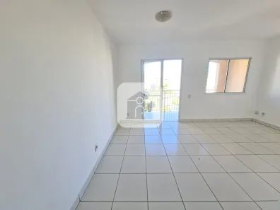 Apartamento com 3 Quartos para alugar, 80m² no Santa Mônica, Uberlândia