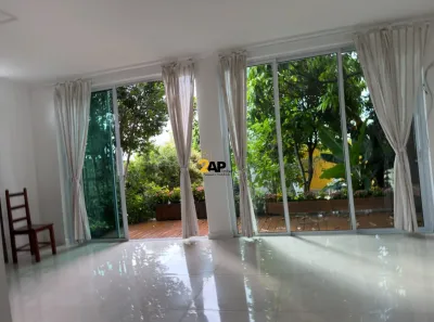 Sobrado com 7 Quartos à venda, 340m² no Vila das Belezas, São Paulo