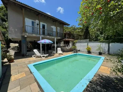 Casa com 6 Quartos à venda, 300m² no Guaiúba, Guarujá