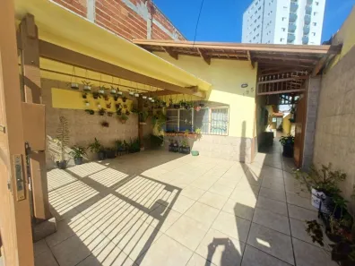 Casa com 3 Quartos à venda, 186m² no Tupi, Praia Grande