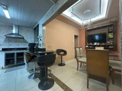 Casa com 3 Quartos à venda, 145m² no Araguaia, Belo Horizonte