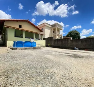 Casa com 3 Quartos à venda, 164m² no Floramar, Belo Horizonte