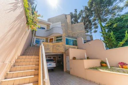 Casa com 5 Quartos à venda, 310m² no Ahú, Curitiba