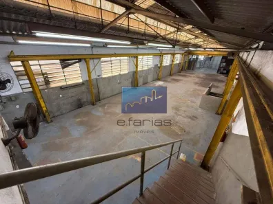 Galpão/Depósito/Armazém para alugar, 930m² no Vila Carrão, São Paulo