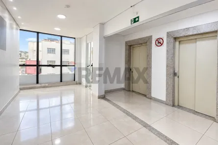 Sala Comercial para alugar, 348m² no Centro, Juiz de Fora
