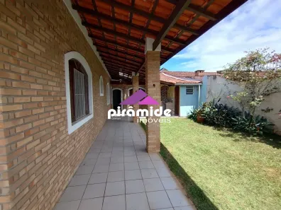 Casa com 2 Quartos à venda, 122m² no Jardim Brasil, Caraguatatuba