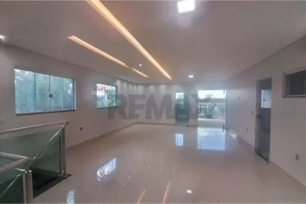 Casa com 4 Quartos à venda, 360m² no Taguatinga Sul, Brasília