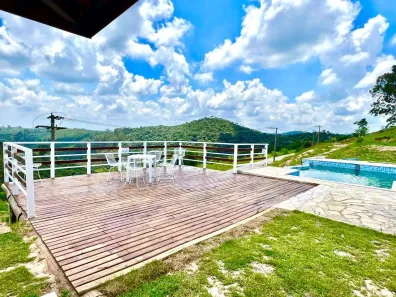 Fazenda/Sítio com 5 Quartos à venda, 200m² no Centro, Santa Branca