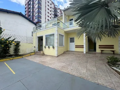 Imóvel Comercial com 7 Quartos à venda, 60m² no Chácara Glória, Itanhaém