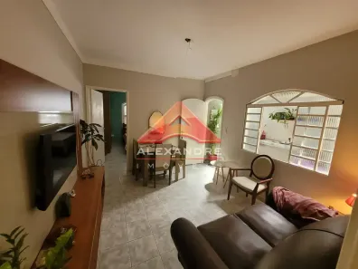 Imóvel Comercial com 3 Quartos à venda, 149m² no Vila Tesouro, São José dos Campos