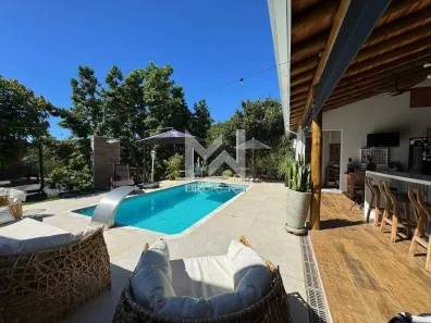 Casa com 3 Quartos à venda, 240m² no Buracão, Vinhedo