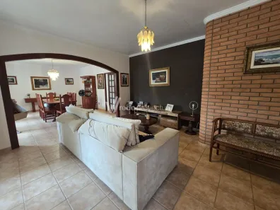 Casa com 5 Quartos à venda, 340m² no Jardim das Vitórias Régias, Valinhos
