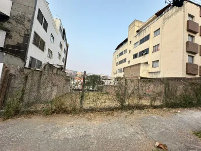 Lote/Terreno à venda, 840m² no Castelo, Belo Horizonte