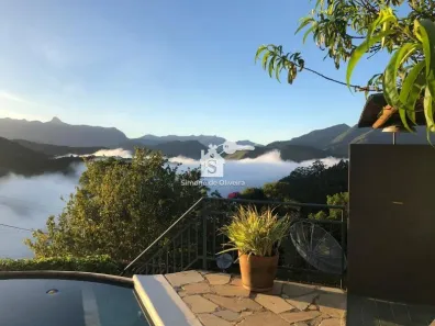 Casa de Condomínio com 3 Quartos à venda, 250m² no Araras, Petrópolis